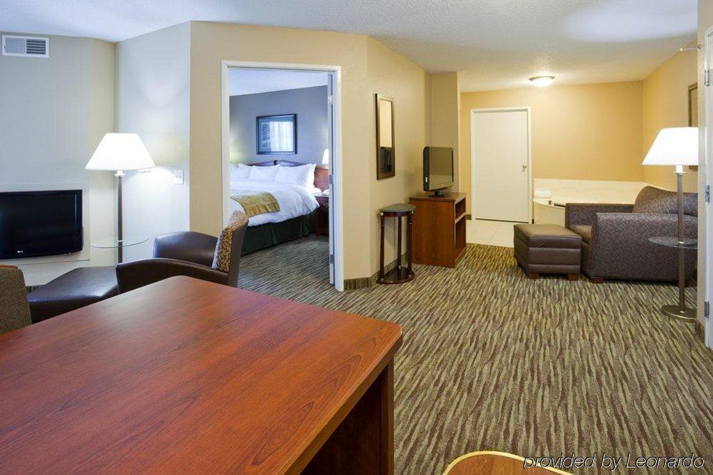 Grandstay Residential Suites Hotel - Eau Claire Eksteriør billede