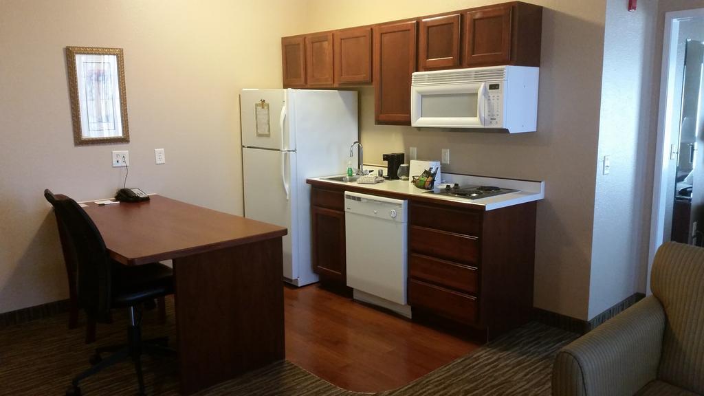 Grandstay Residential Suites Hotel - Eau Claire Eksteriør billede