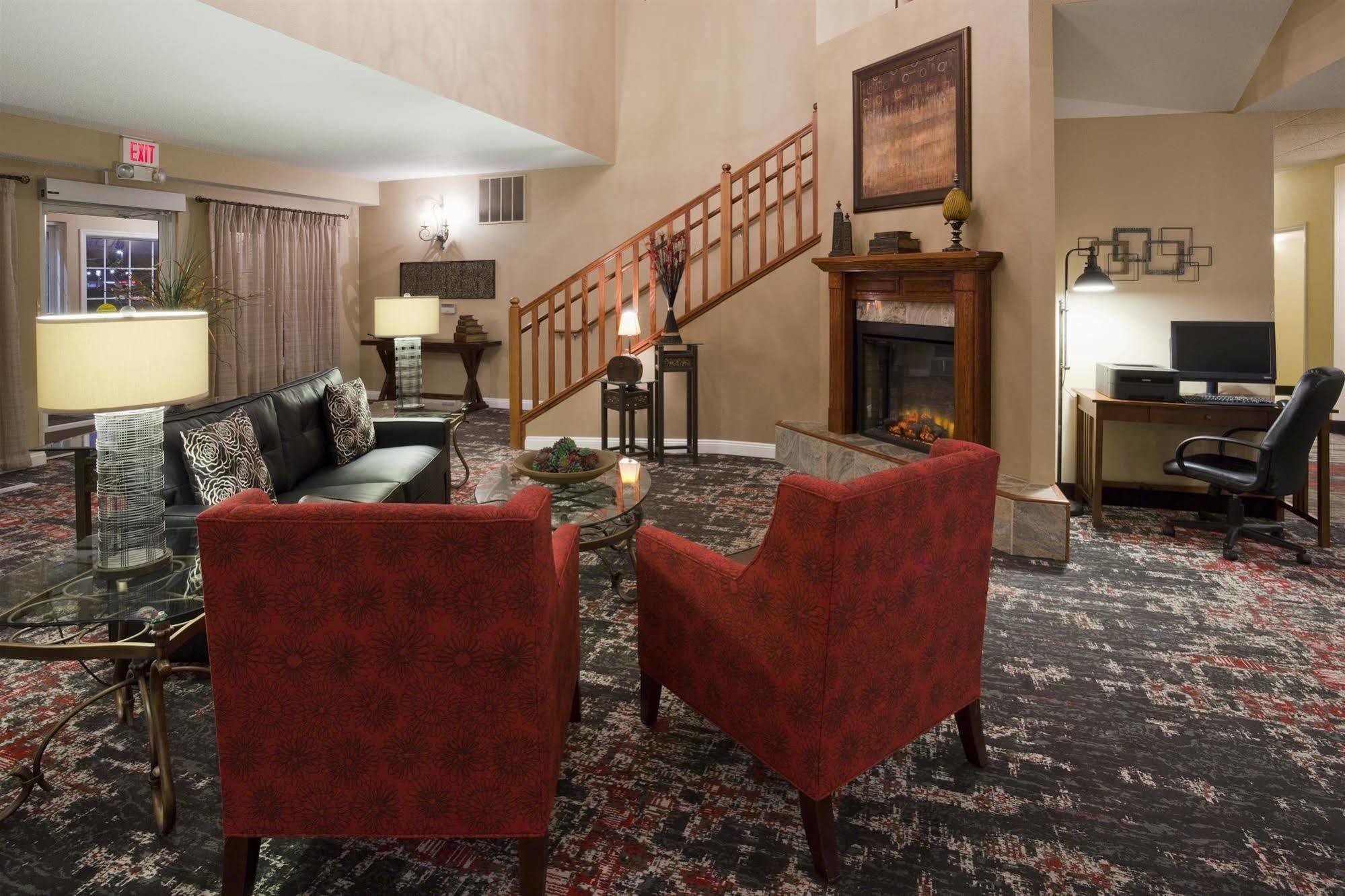 Grandstay Residential Suites Hotel - Eau Claire Eksteriør billede
