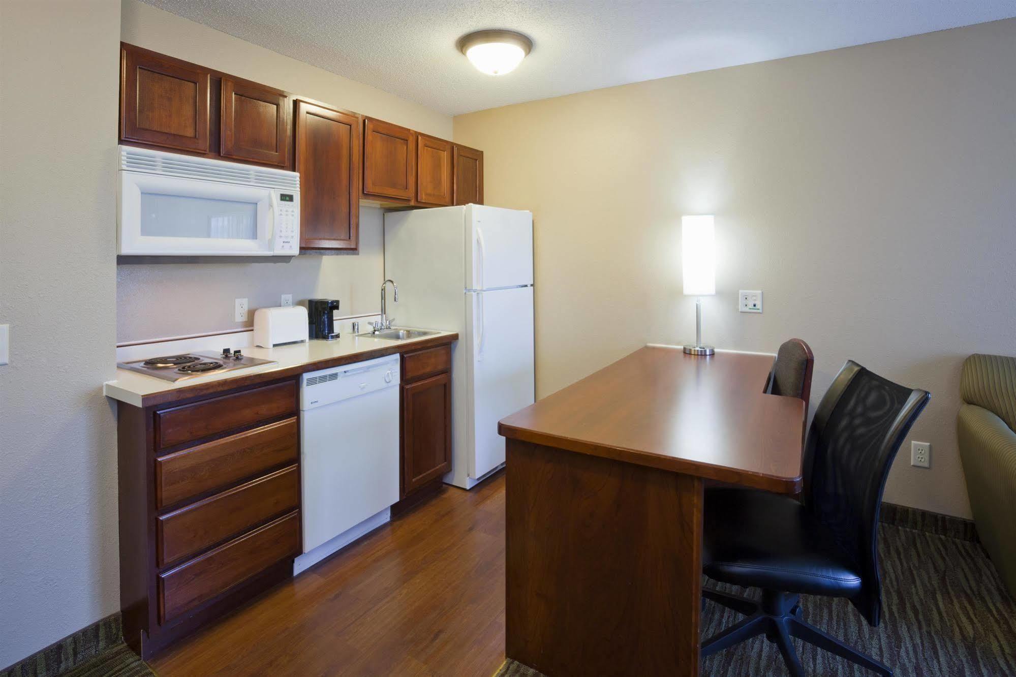 Grandstay Residential Suites Hotel - Eau Claire Eksteriør billede