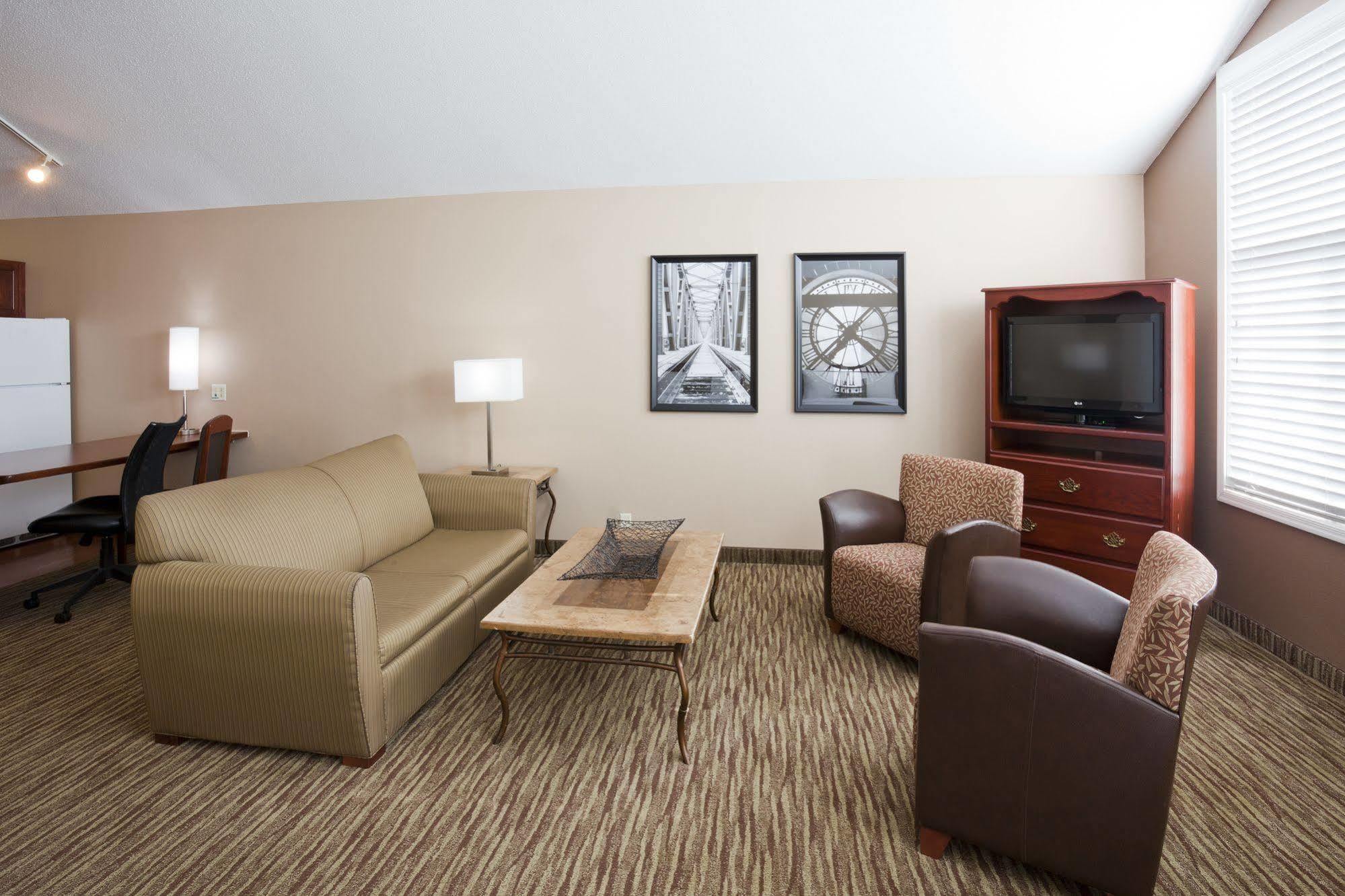 Grandstay Residential Suites Hotel - Eau Claire Eksteriør billede
